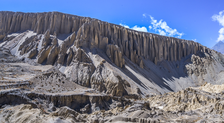 Mustang Teri La Pass Trek landscape view